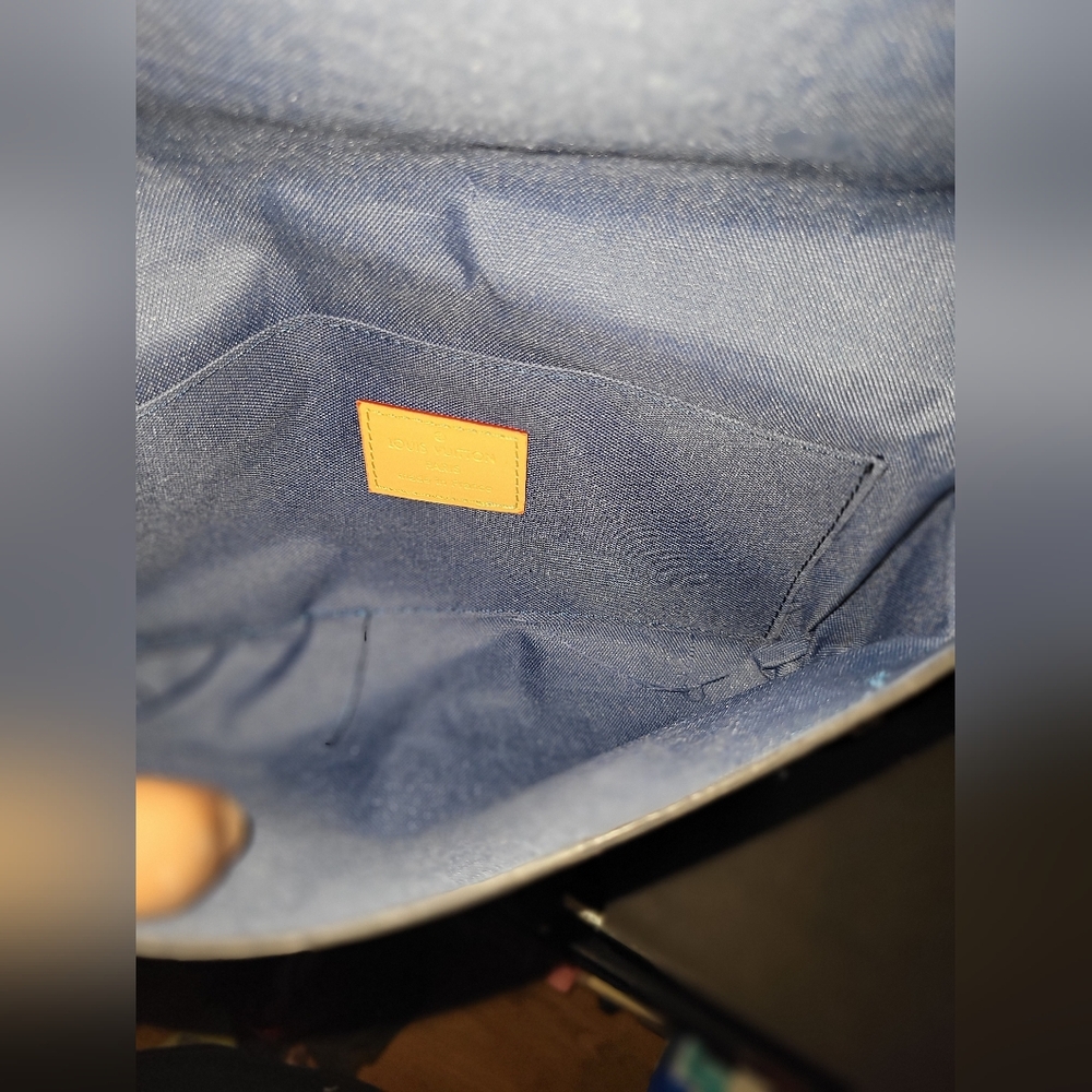 LOUIS VUITTON RAFFLE 4 WINNERS❤️ - Picture 7 of 11